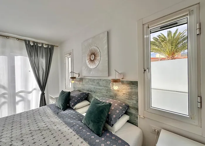 El Mar House & Private Heated Pool *