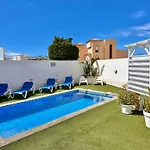 El Mar House & Private Heated Pool Apartmán