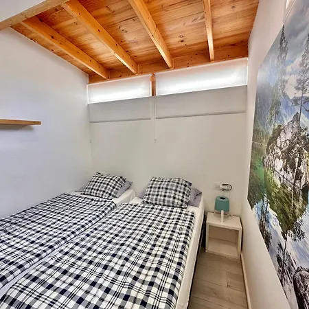 Daire El Mar House & Private Heated Pool