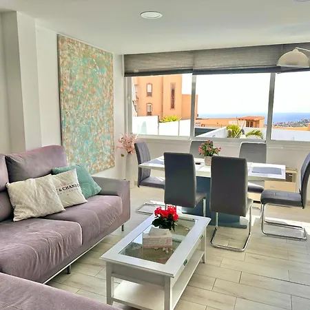 El Mar House & Private Heated Pool Apartment *