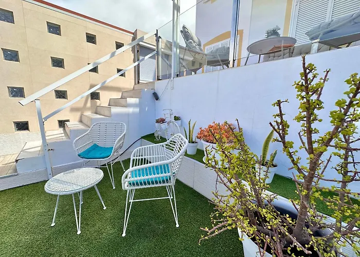 El Mar House & Private Heated Pool 公寓 阿德耶